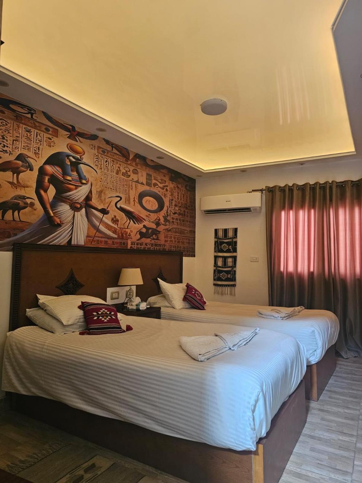 Atlantis Pyramids Inn Ghatati Exterior photo